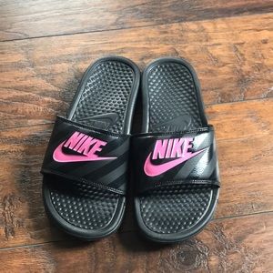 Girls Nike Slides